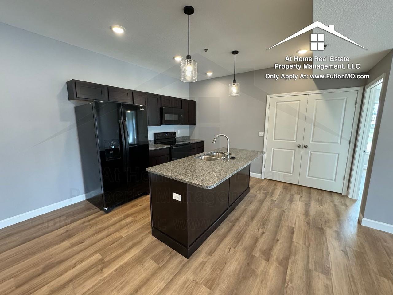 2610 N Bluff St - Photo 6 of 25