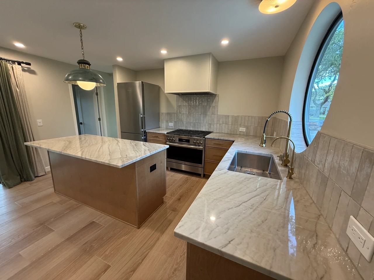 5780 Violeta Ave - Photo 4 of 17