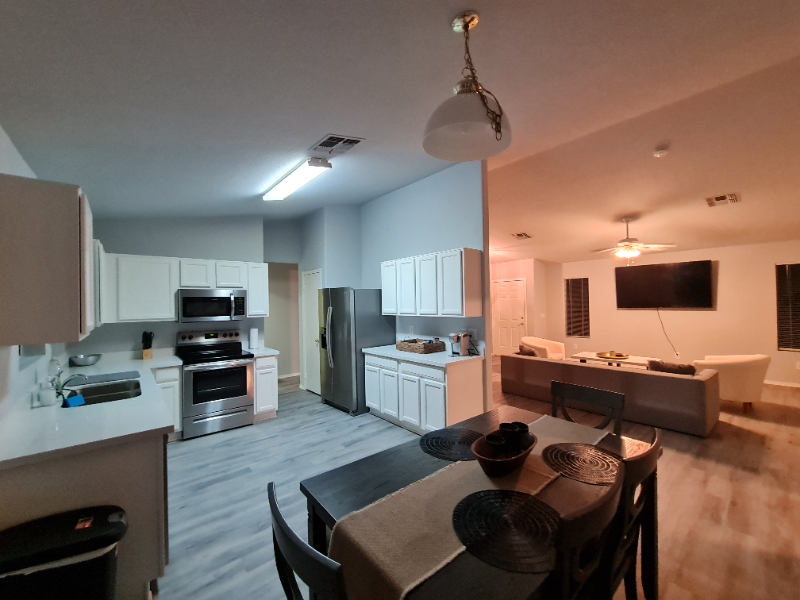 11305 W Pinehollow Dr