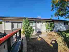 featured image of 3518 W Lynwood St