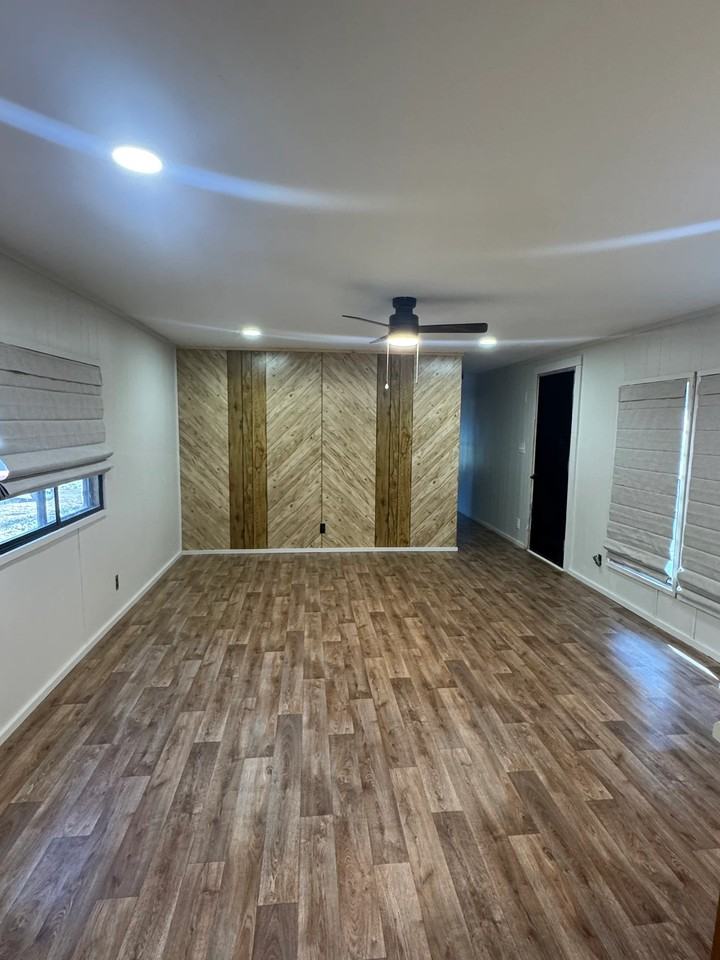 7485 Sturrock Rd - Photo 2 of 15