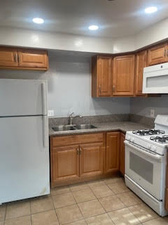 7724 University Ave #D - Photo 3 of 6