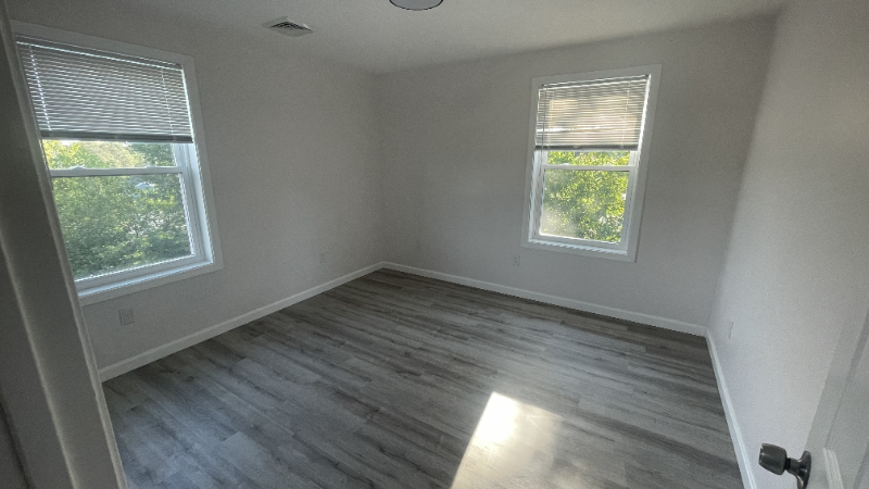 28 Edward St #2 - Photo 2 of 12
