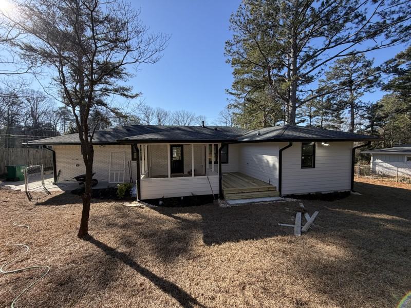 3022 Wilson Rd - Photo 3 of 12