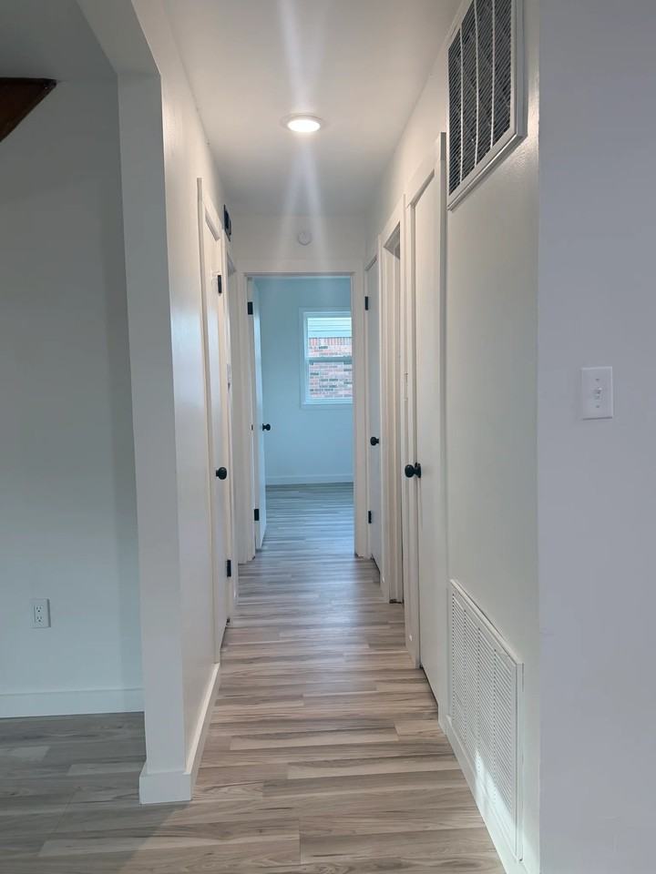 2122 Sun Cir - Photo 7 of 15