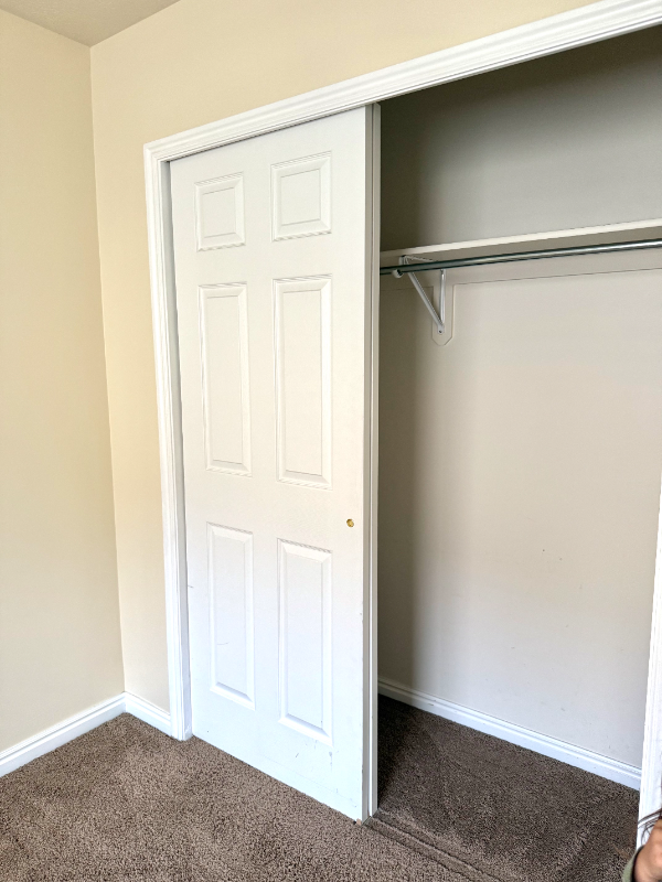 1295 Se - Photo 4 of 9