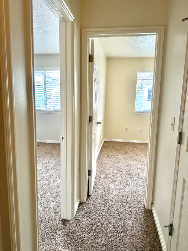 1295 Se - Photo 6 of 9