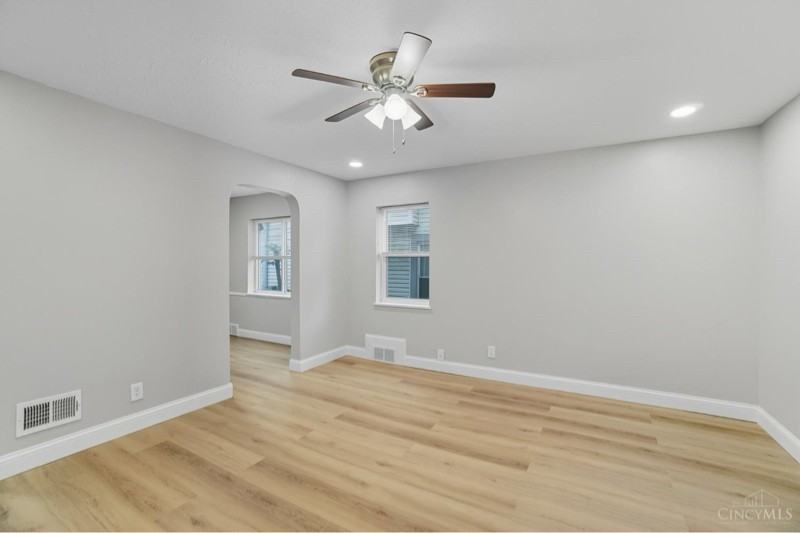 5716 Hamilton Ave #1 - Photo 5 of 10