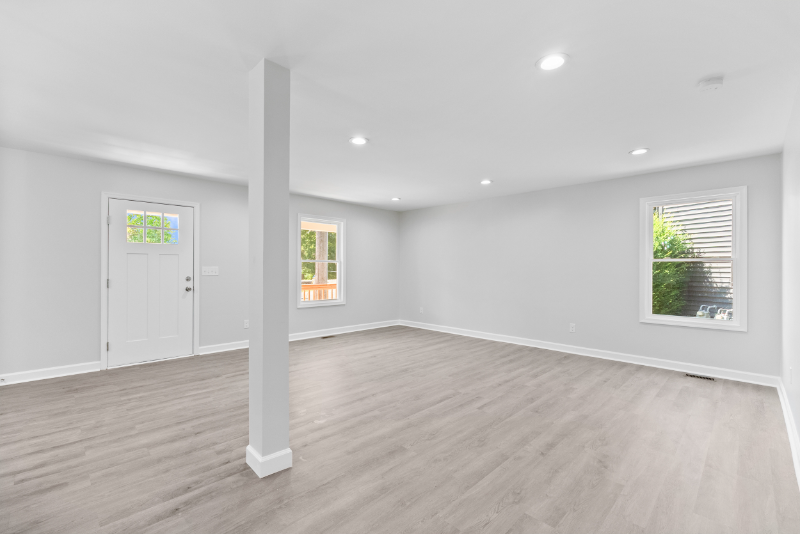 2410 Poplar St - Photo 6 of 40