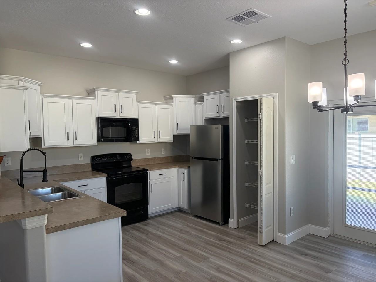 2703 Isabella Valley Ct - Photo 3 of 20