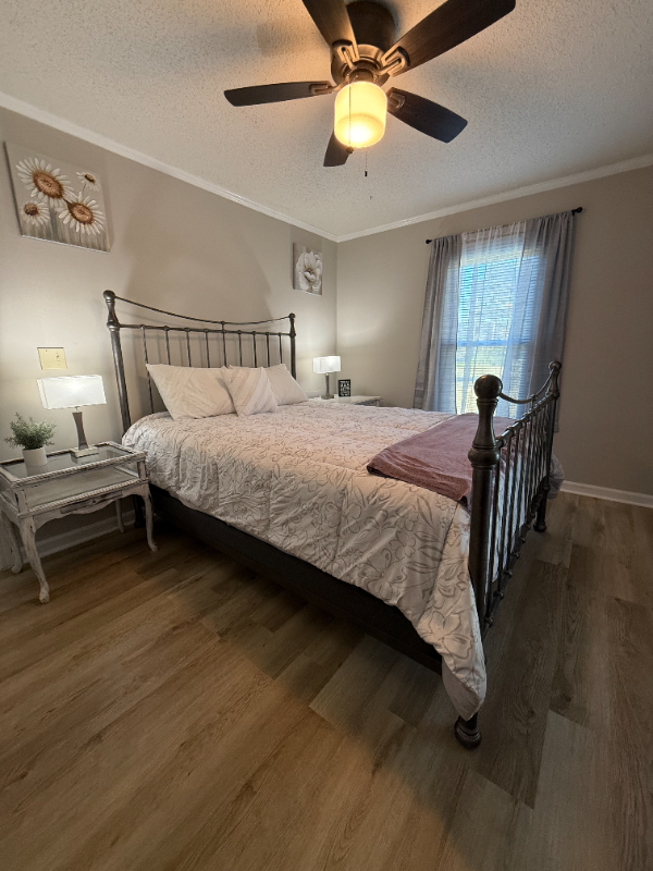 234 Robbins Rd - Photo 3 of 7