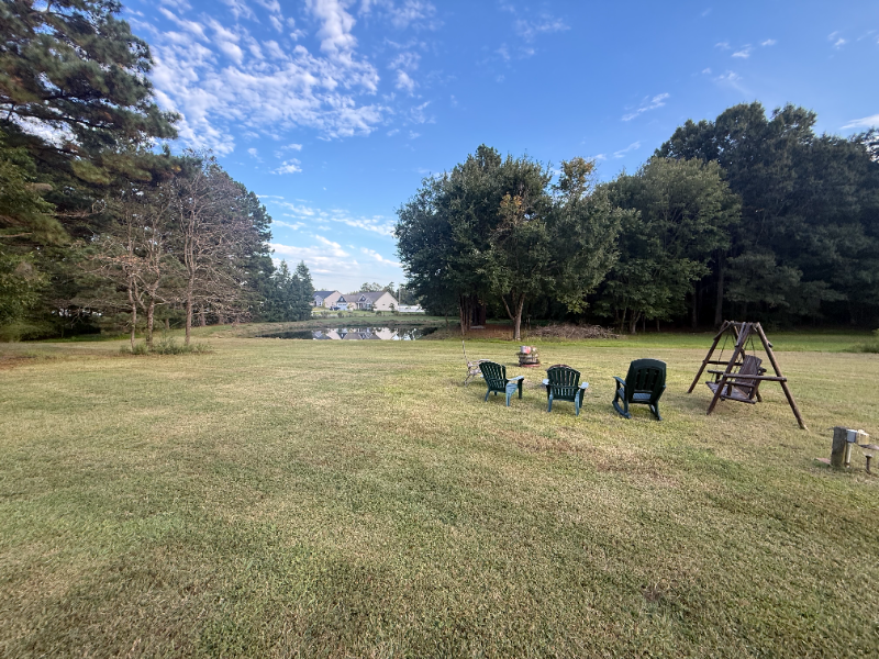 234 Robbins Rd - Photo 4 of 7