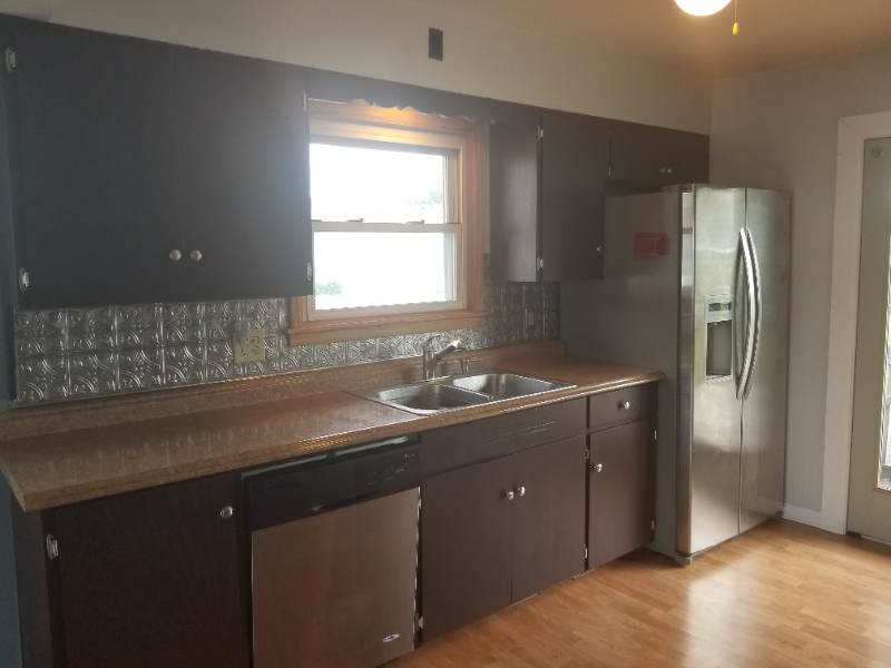 1706 E 5th St - Photo 5 of 17