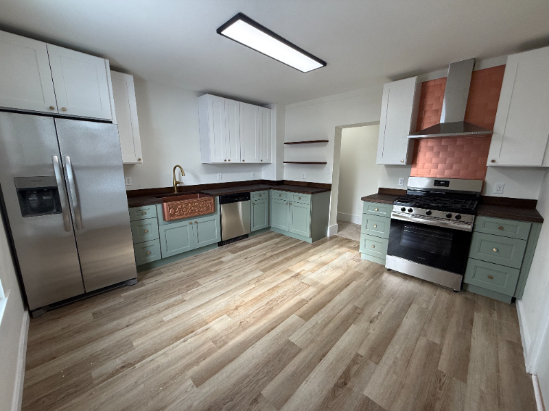 1101 Stoughton Ave #2 - Photo 2 of 11