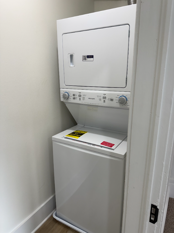 1101 Stoughton Ave #2 - Photo 6 of 11