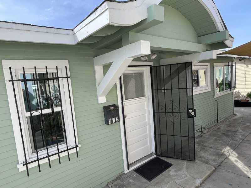 515 N Burlington Ave