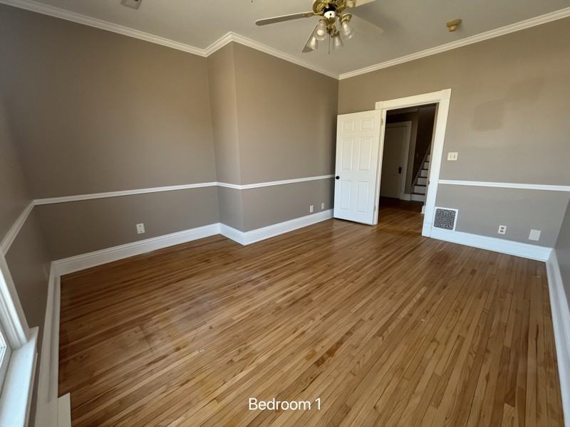 1112 E Walnut St #2 - Photo 5 of 36