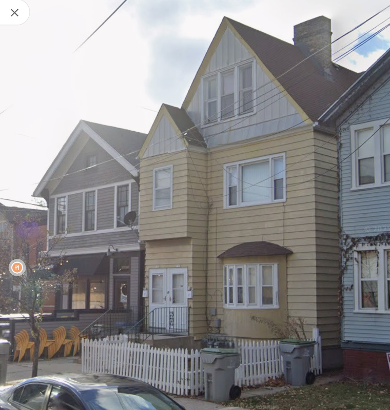 1703 N Astor St - Photo 2 of 2