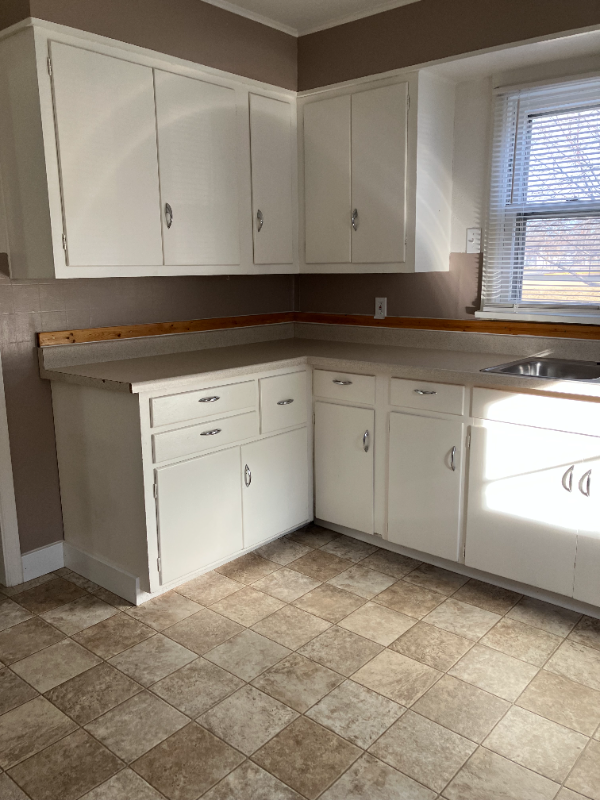 406 13th St S - Photo 7 of 19