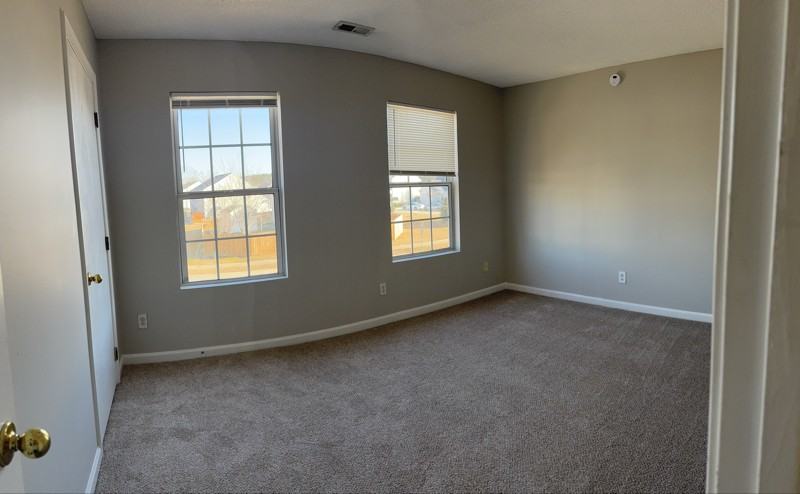 109 N Weststone Blvd - Photo 5 of 13