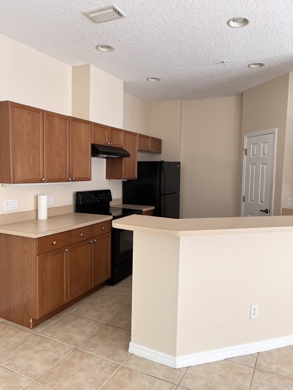 546 Pinebranch Cir - Photo 7 of 17