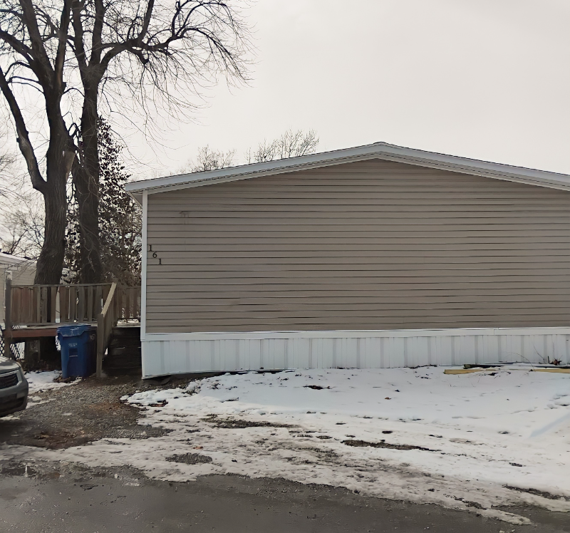 161 Rainbow Dr - Photo 5 of 16