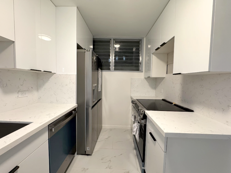 780 Amana St - Photo 2 of 16