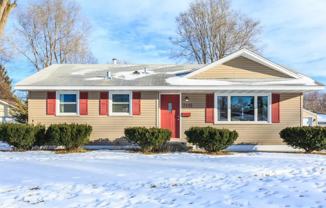 7212 Kyle Ave N - Photo 1 of 1