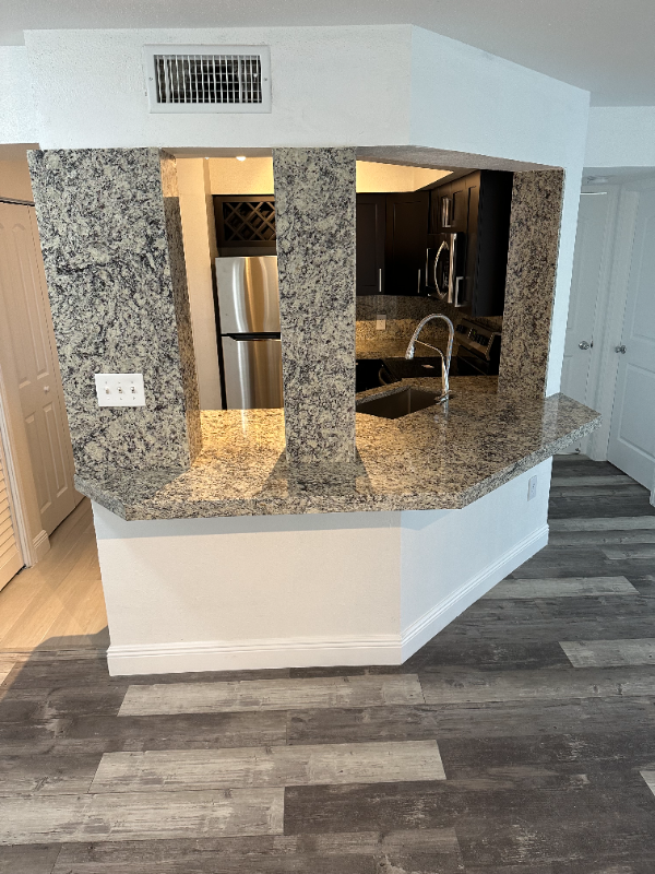 2341 Nw 33rd St #406 - Photo 5 of 20