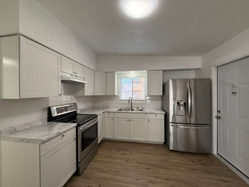 2934 Hatton St - Photo 7 of 19