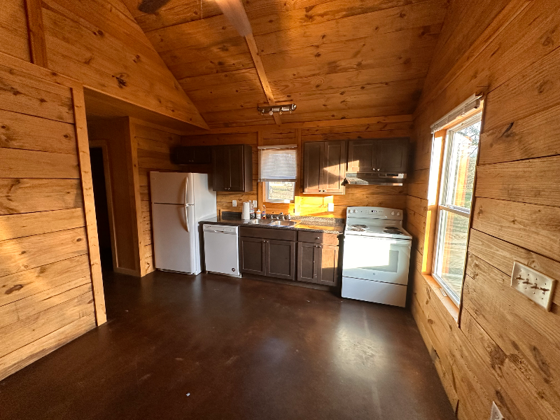 57 Lee Rd - Photo 3 of 12