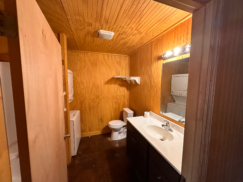 57 Lee Rd - Photo 4 of 12