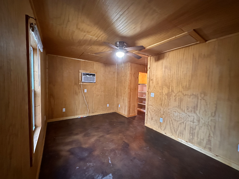 57 Lee Rd - Photo 5 of 12