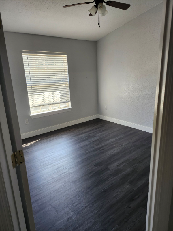 846 Grand Regency Pointe #202 - Photo 2 of 12