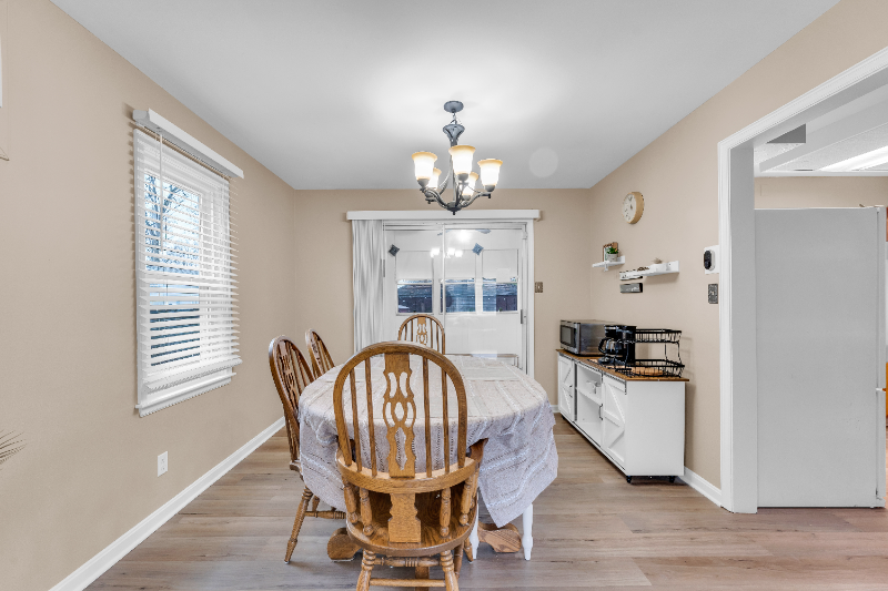 1823 7th St - Photo 6 of 22