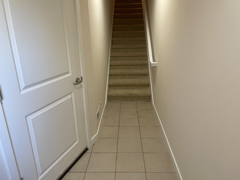 2233 Nw Hidden Ln - Photo 2 of 14