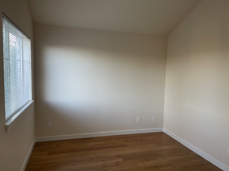 2233 Nw Hidden Ln - Photo 5 of 14