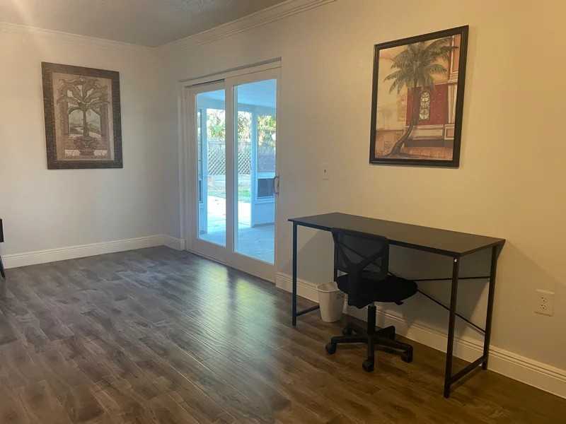 3115 Marshall Dr - Photo 3 of 20