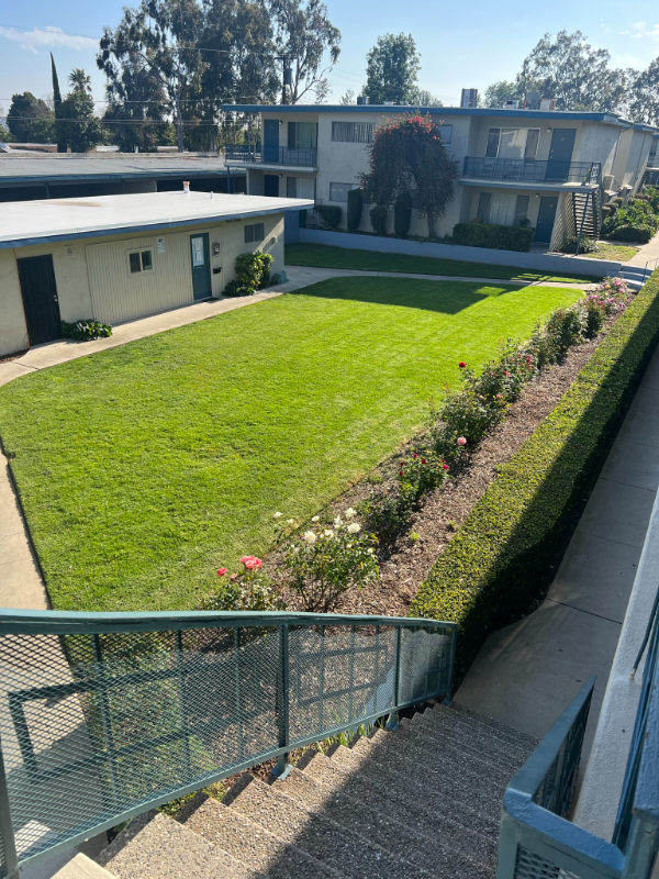 750 W Bonita Ave #21 - Photo 6 of 9