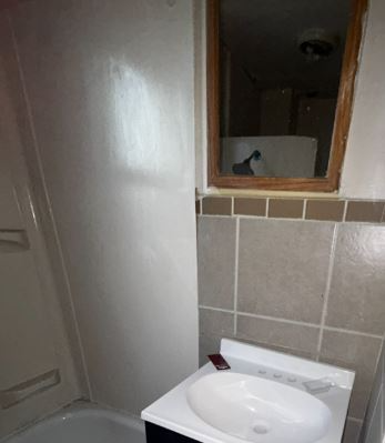 5657 Roosevelt Pl - Photo 4 of 7