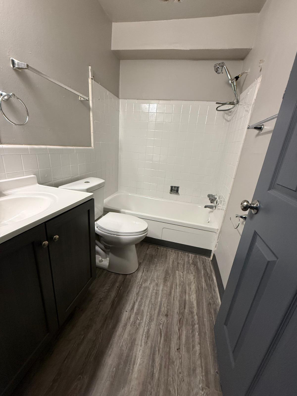 18331 W Chicago St #1 - Photo 6 of 7