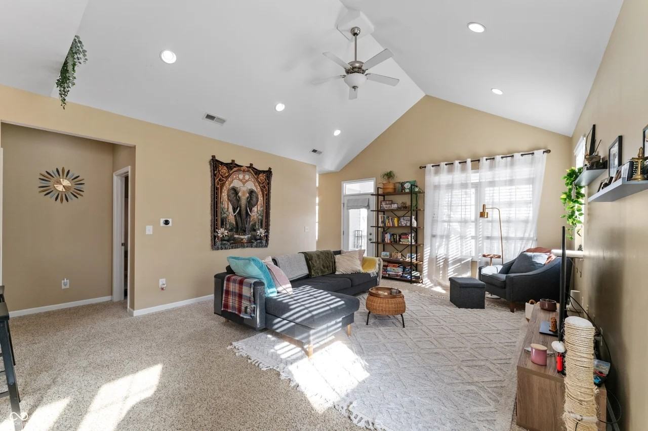 2322 N Pennsylvania St - Photo 5 of 20