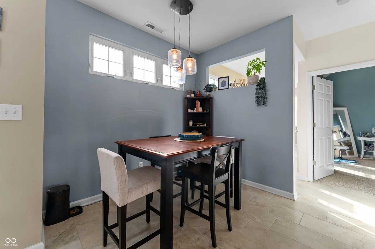 2322 N Pennsylvania St - Photo 6 of 20