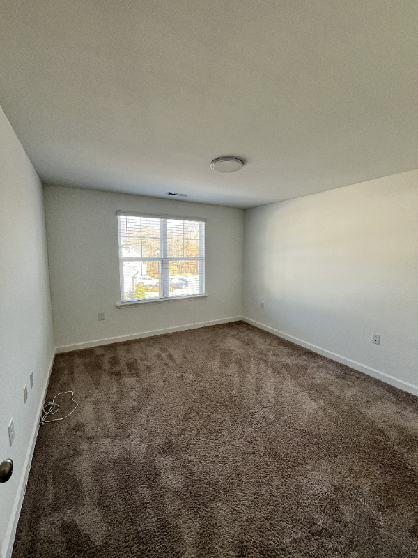 135 Orvis Dr - Photo 7 of 18