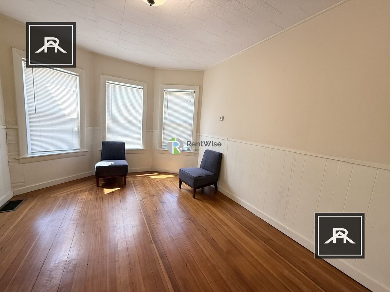 55 Litchfield St - Photo 6 of 15