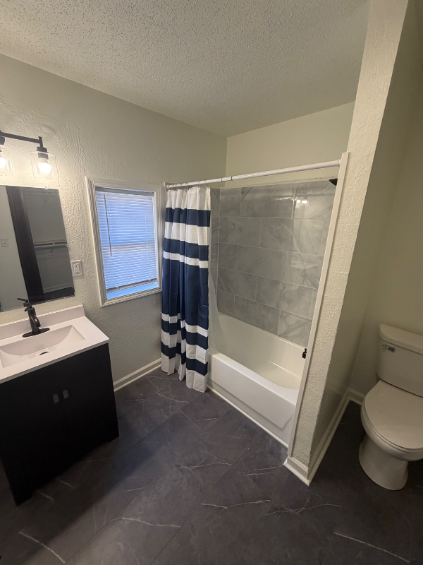 2451 Chelsea Ave - Photo 3 of 20