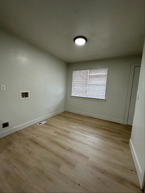 1340 S St #9 - Photo 6 of 20