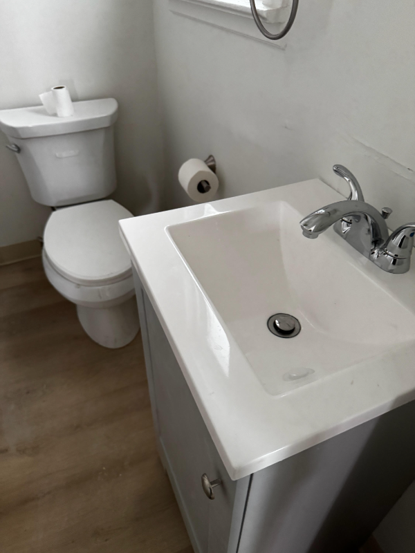 120 Center Ave - Photo 6 of 11