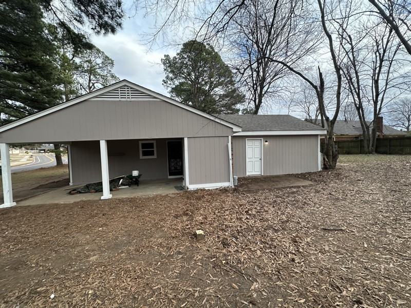 1153 Claiborne Dr - Photo 3 of 17