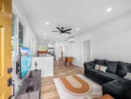 featured image of 1576 California Ave #A1